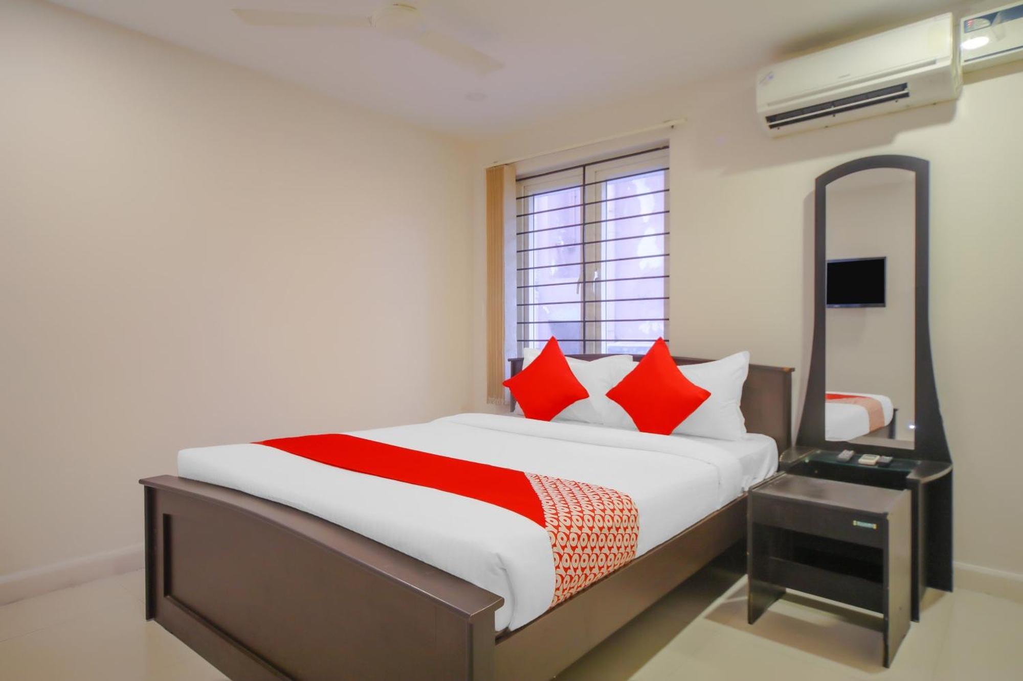 Super Hotel O Pride Hospitality Nungambakkam Chennai Exterior foto
