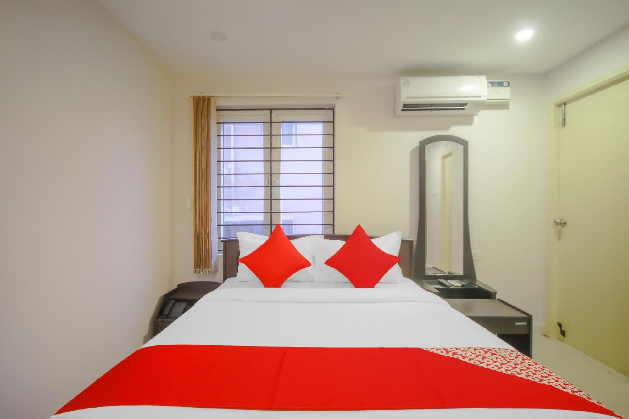 Super Hotel O Pride Hospitality Nungambakkam Chennai Exterior foto