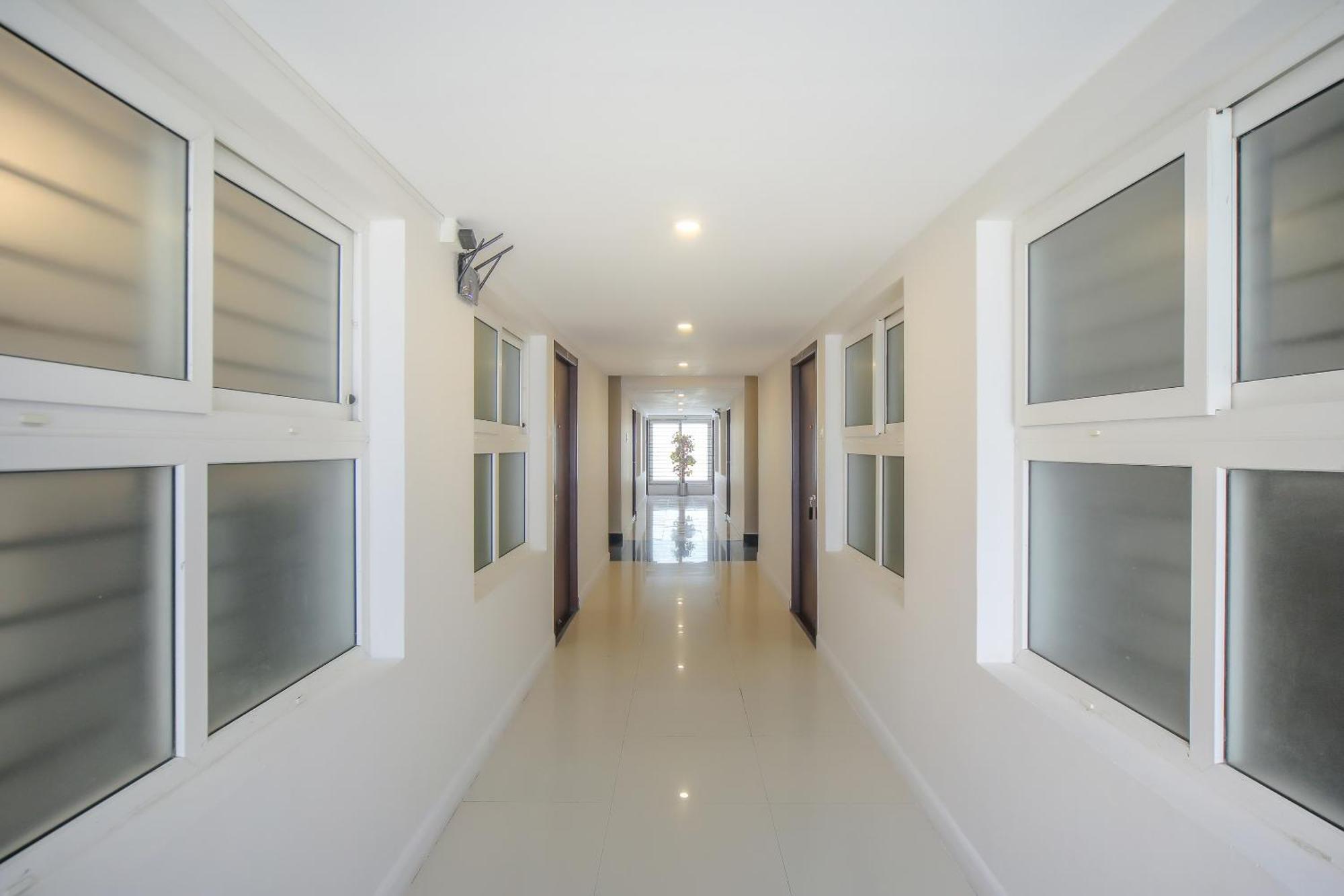 Super Hotel O Pride Hospitality Nungambakkam Chennai Exterior foto