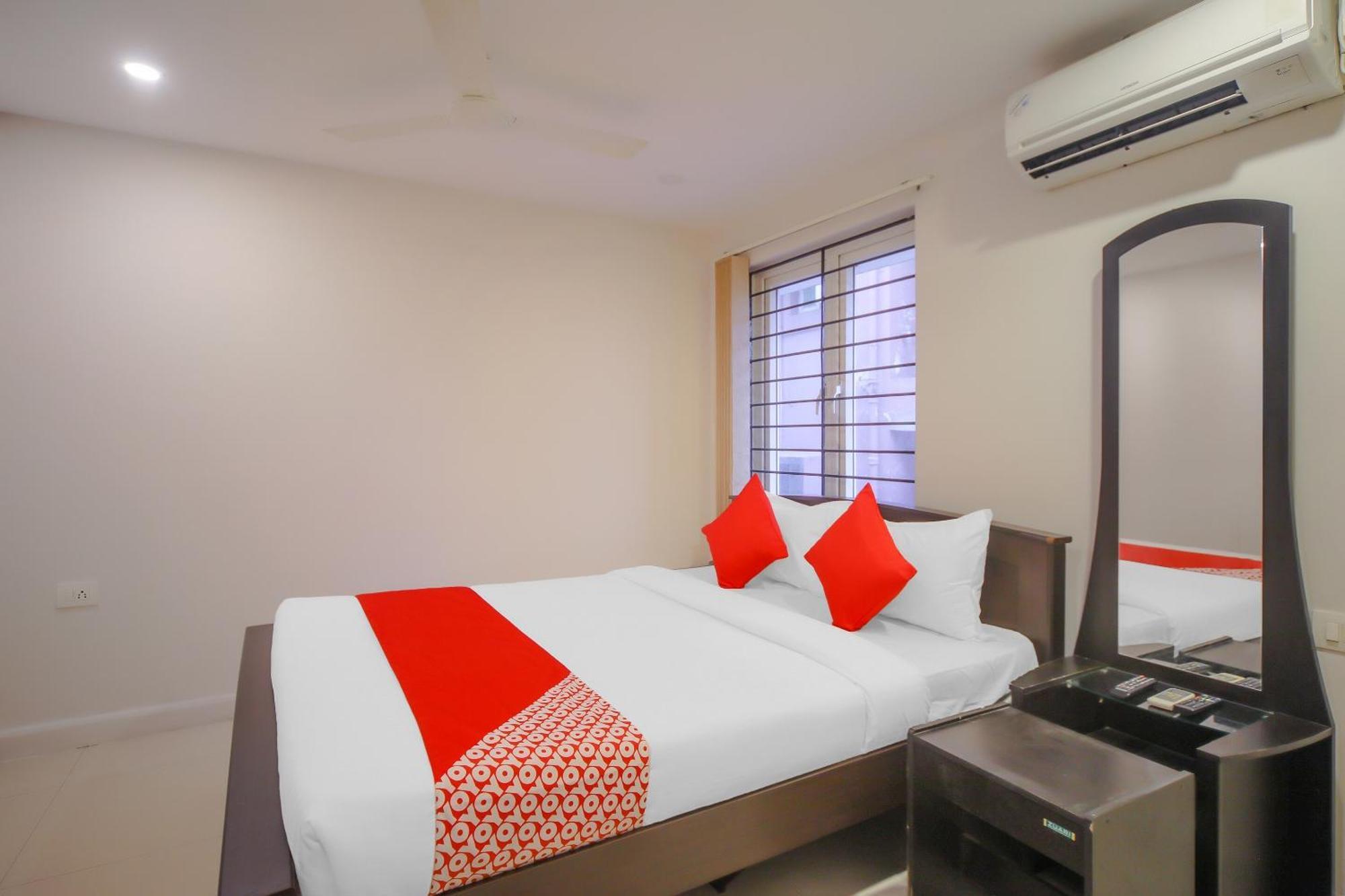Super Hotel O Pride Hospitality Nungambakkam Chennai Exterior foto